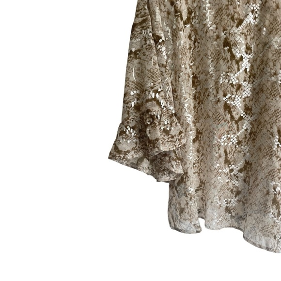 Perfectly Priscilla Snake Print Blouse Soft Ruffle Sleeves Loose Sz 3XL - Picture 3 of 7